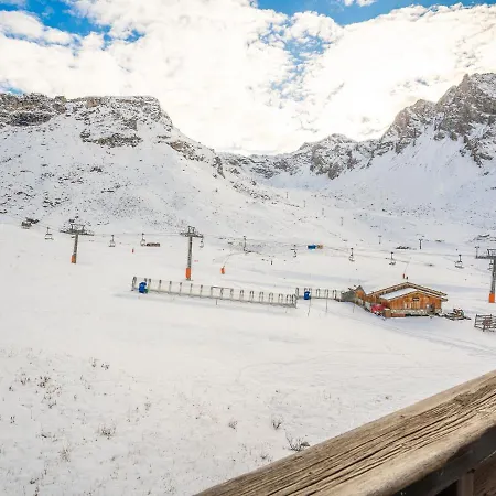 Les Tommeuses - Val Claret-32 By Interhome *